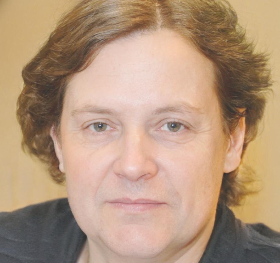 Portrait de Laurent Dubois, spécialiste en modélisation financière